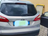 Begagnad Ford Focus Titanium 2011 Grå Kombi