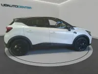Usata Renault Captur Engineered 145 CV (106 kW) 2022 Blu/azzurro SUV