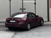 Usata Alfa Romeo Giulia 149 CV (109 kW) 2018 Rosso Berlina