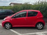 Usata Toyota Aygo Sol 54 CV (39 kW) 2006 Rosso Utilitaria