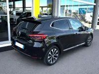 Usata Renault Clio V Techno 145 CV (106 kW) 2022 Nero Berlina