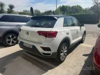 Usata VW T-Roc Style 116 CV (85 kW) 2019 Bianco SUV