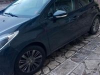 Usata Peugeot 208 2016 Nero Utilitaria