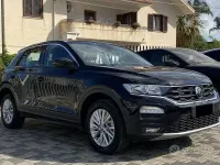 Usata VW T-Roc Business 116 CV (85 kW) 2021 Nero SUV