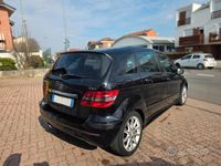 Usata Mercedes B200 108 CV (79 kW) 2008 Nero Monovolume