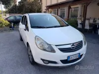 Usata Opel Corsa 80 CV (58 kW) 2010 Bianco Utilitaria