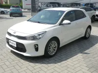 Usata Kia Rio 90 CV (66 kW) 2017 Bianco Berlina