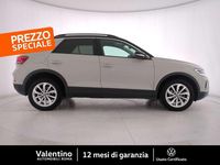 Usata VW T-Roc Life 116 CV (85 kW) 2023 Grigio SUV