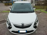 Usata Opel Zafira Tourer Cosmo 150 CV (110 kW) 2012 Bianco Monovolume