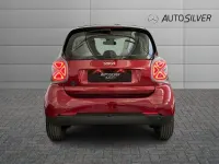 Usata Smart ForTwo Coupé Passion 41 kW (56 CV) 2022 Rosso / metallizzato Utilitaria
