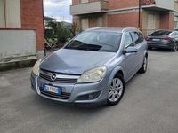 Usata Opel Astra Enjoy 110 CV (80 kW) 2009 Argento Station wagon