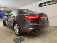 Usata Maserati Ghibli 350 CV (257 kW) 2017 Grigio Berlina