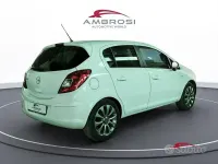 Usata Opel Corsa 86 CV (63 kW) 2011 Bianco Utilitaria
