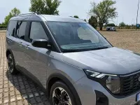 Usata Ford Tourneo Courier Active 125 CV (91 kW) 2024 Grigio Monovolume