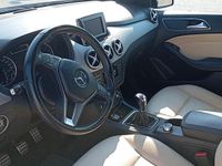 Usata Mercedes B180 2012 Nero Monovolume