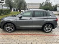 Usata VW Tiguan R-line 131 CV (96 kW) 2019 Grigio SUV
