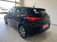 Usata Renault Clio V Equilibre 101 CV (74 kW) 2023 Nero Berlina