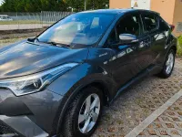 Usata Toyota C-HR Active 98 CV (72 kW) 2018 Grigio SUV
