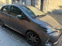 Begagnad Toyota Yaris Lounge 69 HK (50 kW) 2017 Silver Sedan