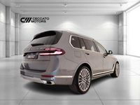 Nuova BMW X7 352 CV (258 kW) 2026 Skyscraper grey metallic SUV