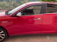 Usata Alfa Romeo Giulietta 109 CV (80 kW) 2014 Rosso Utilitaria