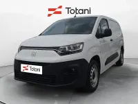 Usata Fiat Doblò 131 CV (96 kW) 2023 Bianco Monovolume