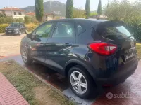 Usata Renault Captur 90 CV (66 kW) 2014 Grigio SUV