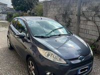 Usata Ford Fiesta 68 CV (50 kW) 2009 Grigio Utilitaria