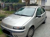 Usata Fiat Punto 60 CV (44 kW) 2002 Argento Utilitaria