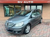 Usata Mercedes B180 116 CV (85 kW) 2010 Grigio Monovolume