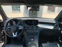 Usata Mercedes GLC220 194 CV (142 kW) 2021 Nero SUV