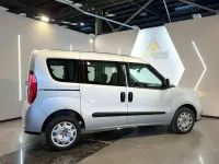 Usata Fiat Doblò Lounge 95 CV (69 kW) 2018 Grigio Monovolume