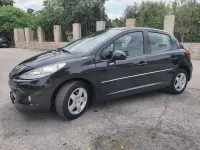Usata Peugeot 207 68 CV (50 kW) 2011 Nero Berlina