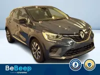 Usata Renault Captur Zen 101 CV (74 kW) 2020 Argento metallizzato SUV