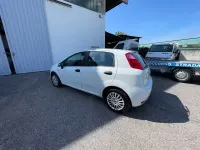 Usata Fiat Punto Young 75 CV (55 kW) 2014 Bianco Utilitaria