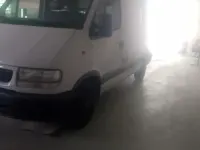 Usata Opel Movano 114 CV (83 kW) 1999 Monovolume