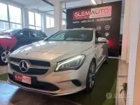 Usata Mercedes CLA200 Business 136 CV (100 kW) 2018 Grigio Berlina