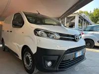 Usata Toyota Proace 115 CV (84 kW) 2017 Bianco Monovolume