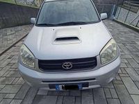 Usata Toyota RAV4 116 CV (85 kW) 2003 Grigio SUV