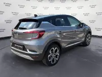 Usata Renault Captur Techno 101 CV (74 kW) 2023 Grigio SUV