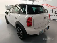 Usata Mini Cooper D Countryman Business 111 CV (81 kW) 2015 Bianco SUV