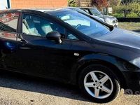 Usata Seat Leon Style 102 CV (75 kW) 2010 Nero Utilitaria