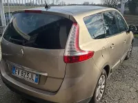 Usata Renault Scénic III 110 CV (80 kW) 2014 Marrone Monovolume