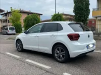 Usata VW Polo R-line 95 CV (69 kW) 2021 Bianco Utilitaria