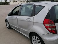 Usata Mercedes A180 109 CV (80 kW) 2004 Grigio Berlina