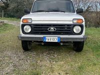 Usata Lada niva 75 CV (55 kW) 2019 Bianco SUV