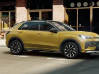 Nuova VW T-Roc Life 116 CV (85 kW) 2026 Canary yellow nero SUV