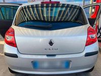 Occasion Renault Clio III LE 86 PK (63 kW) 2008 Zilver Sedan
