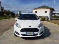 Usata Ford Fiesta Titanium 75 CV (55 kW) 2015 Bianco Berlina