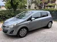 Usata Opel Corsa Edition 86 CV (63 kW) 2014 Utilitaria